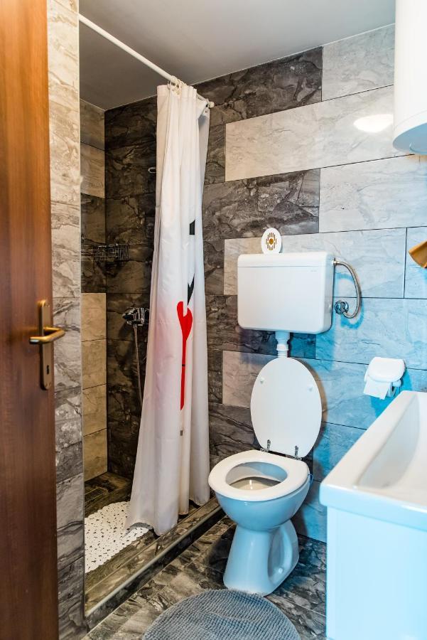 Appartement Ella à Lukovo Šugarje Extérieur photo