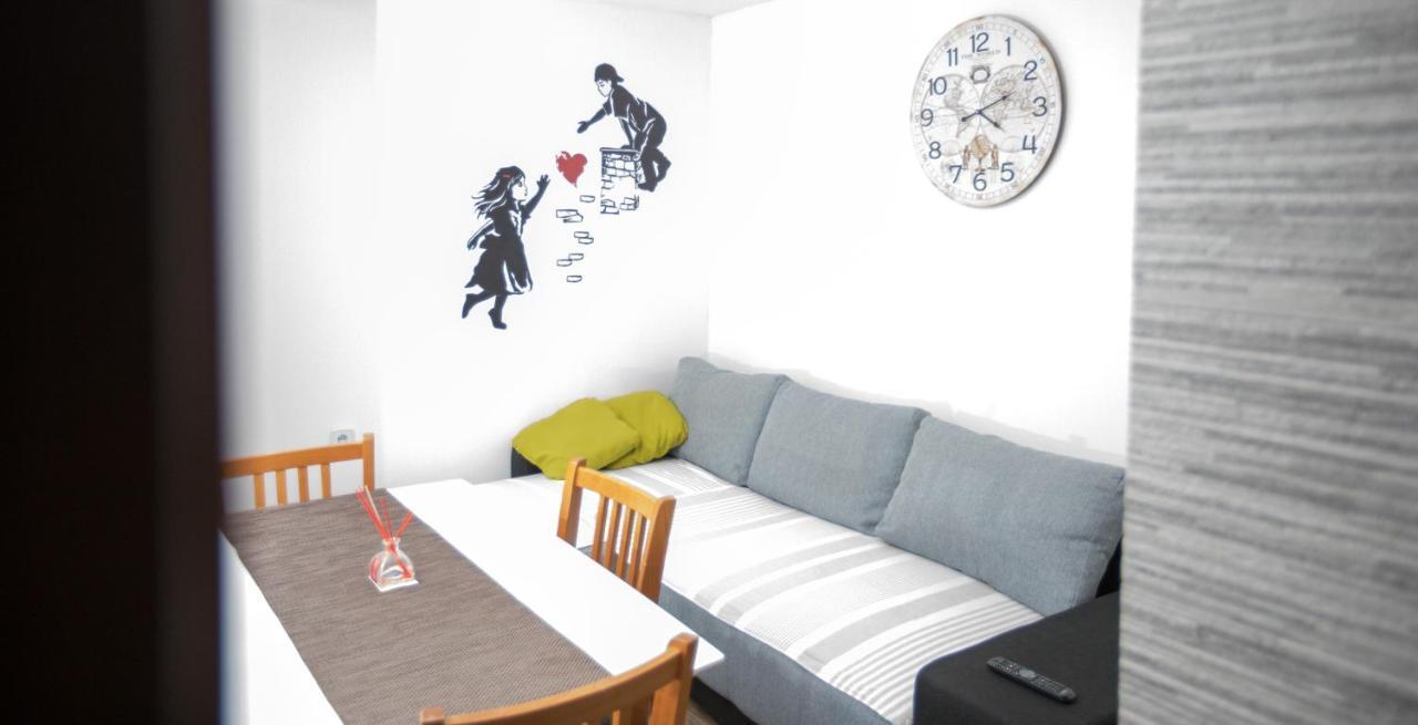 Appartement Ella à Lukovo Šugarje Extérieur photo